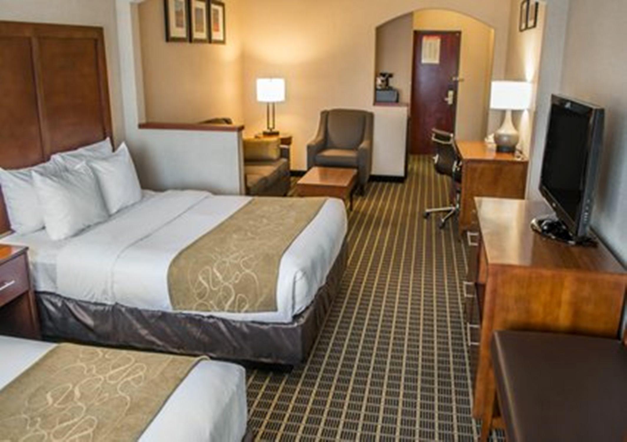 Comfort Suites Lakewood - Denver Экстерьер фото