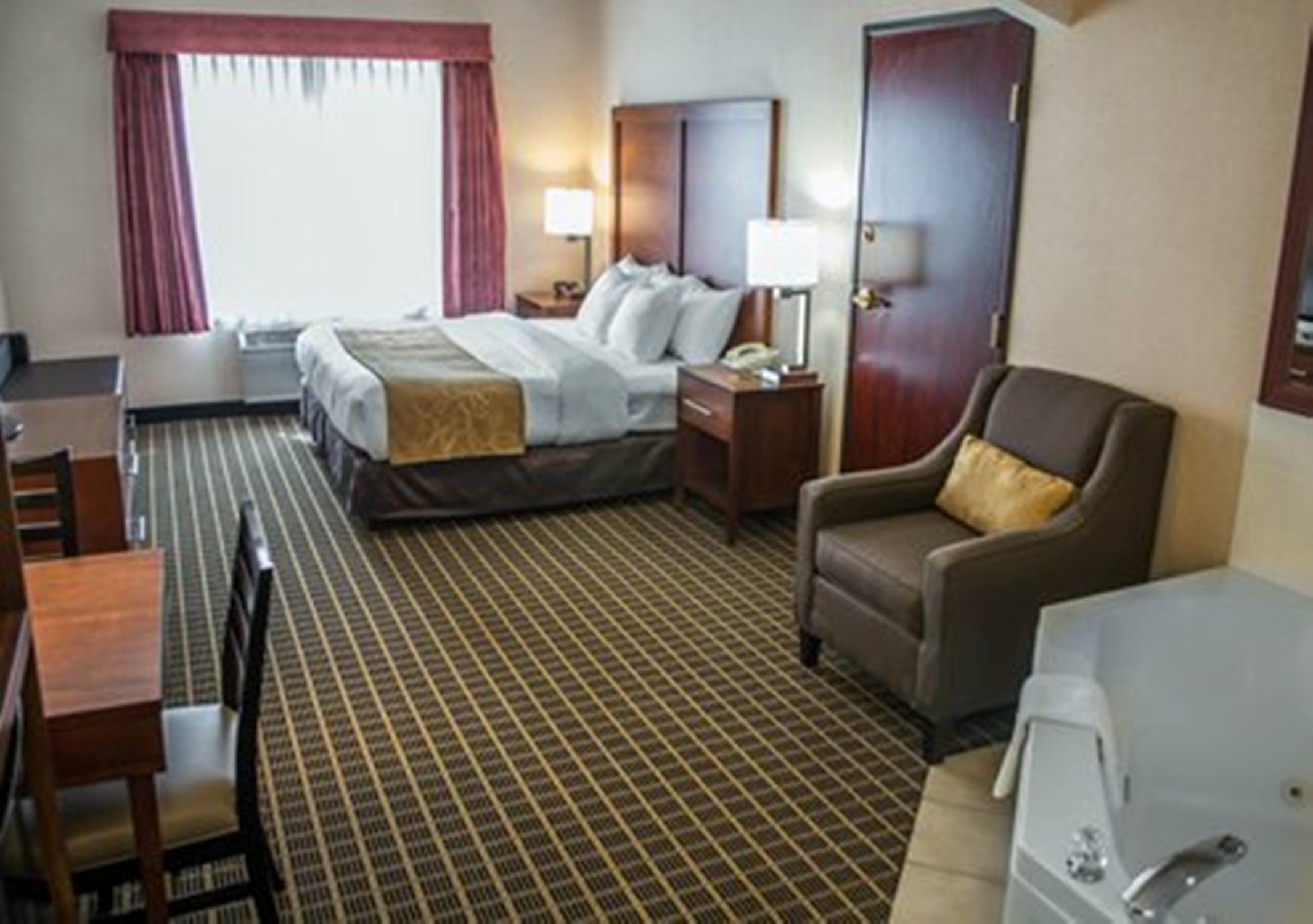 Comfort Suites Lakewood - Denver Экстерьер фото