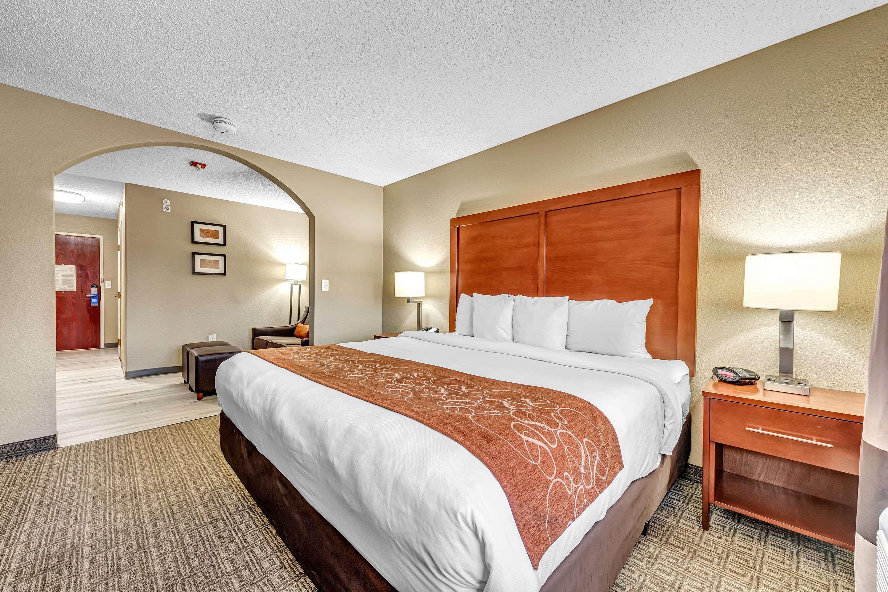 Comfort Suites Lakewood - Denver Экстерьер фото