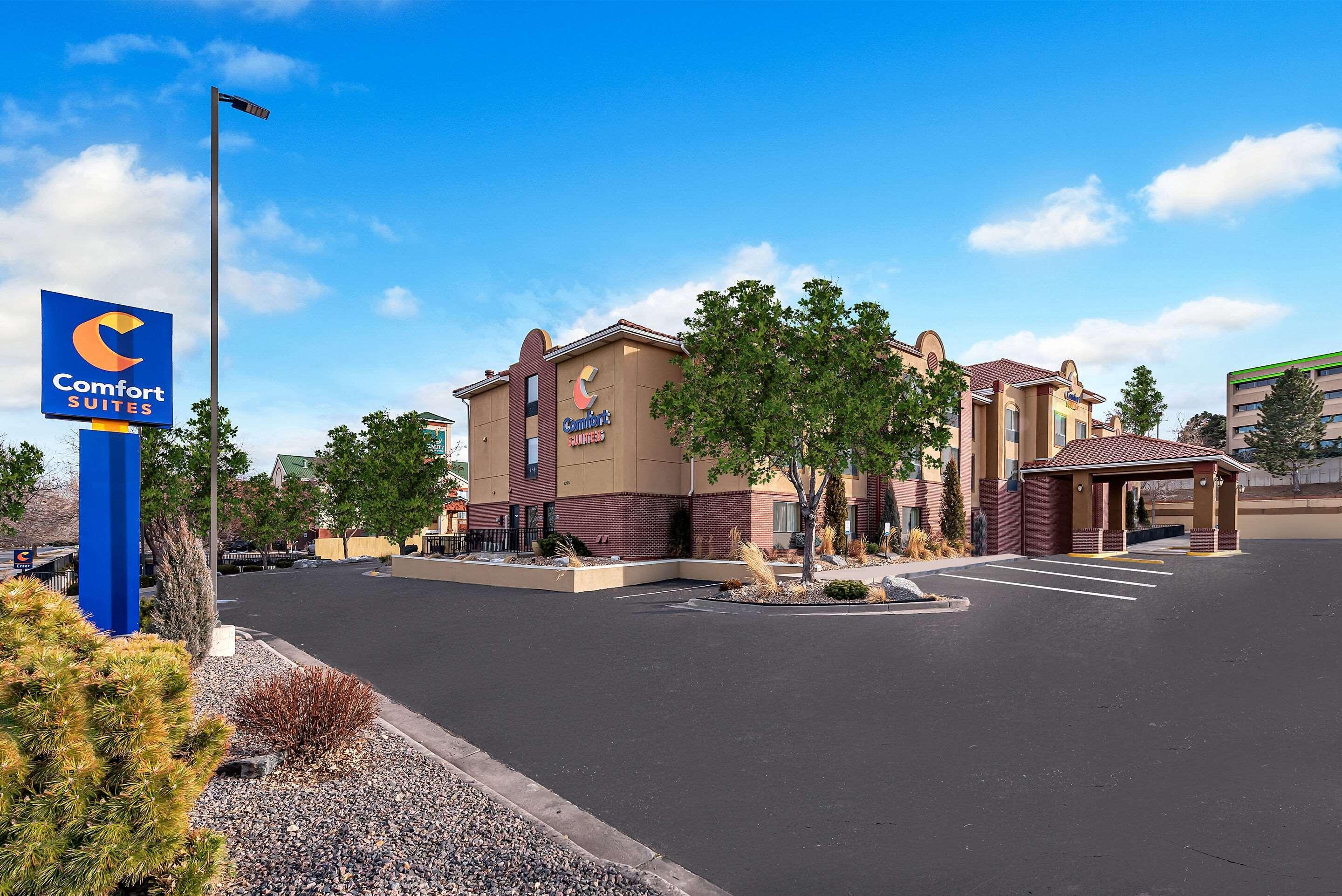 Comfort Suites Lakewood - Denver Экстерьер фото