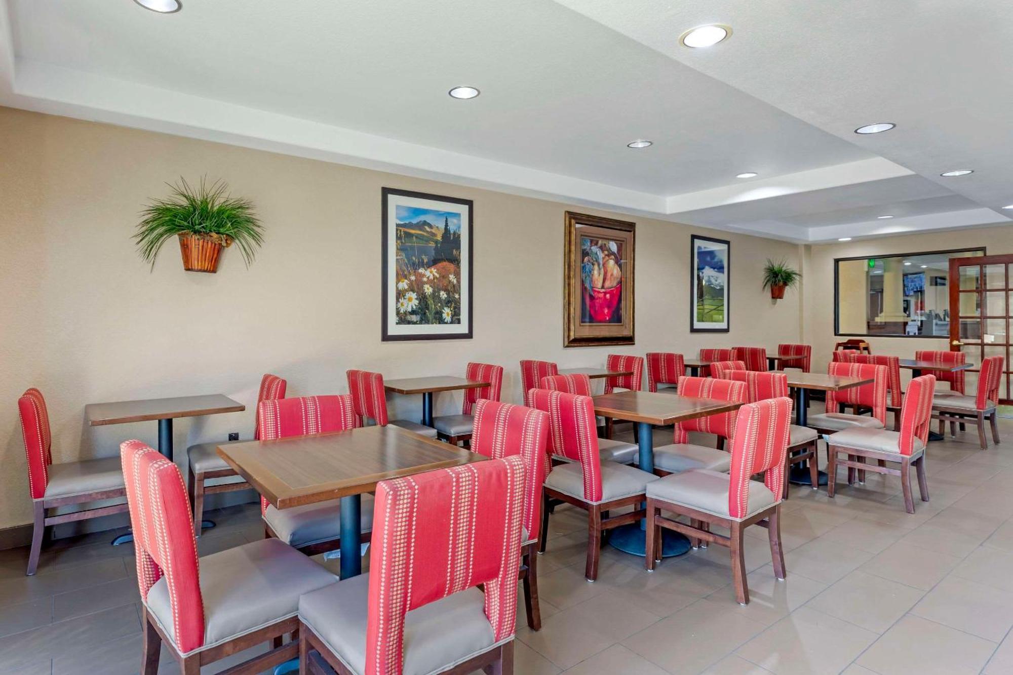 Comfort Suites Lakewood - Denver Экстерьер фото